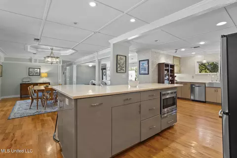 Kitchen - 4215 Athens Dr, Jackson, MS 39211 photo 9 of 9