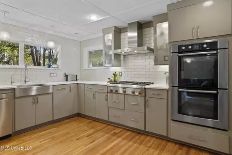 Kitchen - 4215 Athens Dr, Jackson, MS 39211 photo 3 of 9