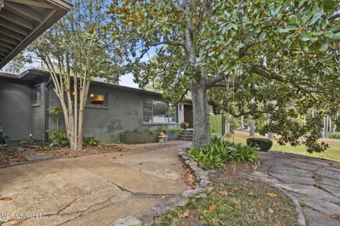 Exterior - 4215 Athens Dr, Jackson, MS 39211 photo 3 of 9