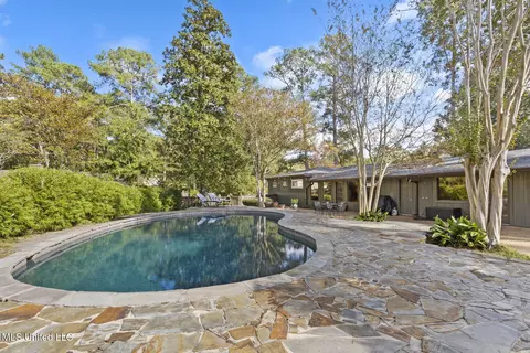 Exterior - 4215 Athens Dr, Jackson, MS 39211 photo 6 of 9