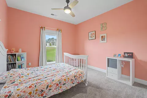 Bedroom - 4770 Bakers Trl, Nesbit, MS 38651 photo 3 of 5