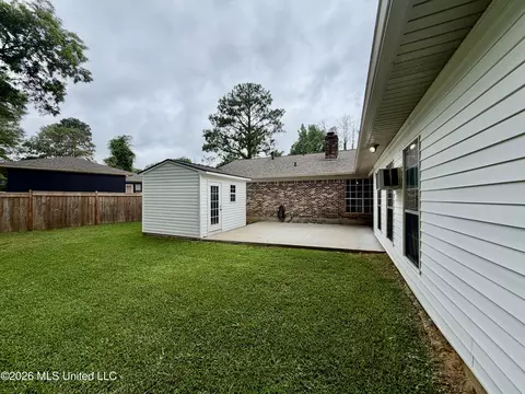 Exterior - 1206 Dartmoor Dr, Clinton, MS 39056 photo 12 of 16