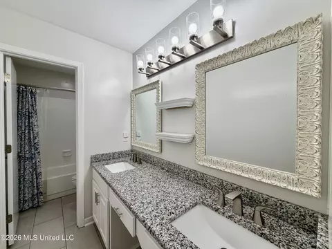 Bath - 1206 Dartmoor Dr, Clinton, MS 39056 photo 6 of 8