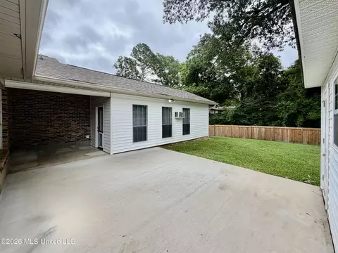 Exterior - 1206 Dartmoor Dr, Clinton, MS 39056 photo 11 of 16