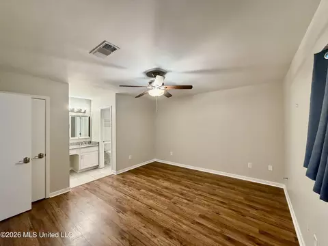 Bedroom - 1206 Dartmoor Dr, Clinton, MS 39056 photo 2 of 4