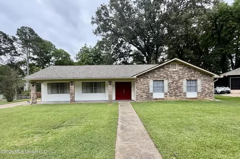 Exterior - 1206 Dartmoor Dr, Clinton, MS 39056 photo 3 of 16