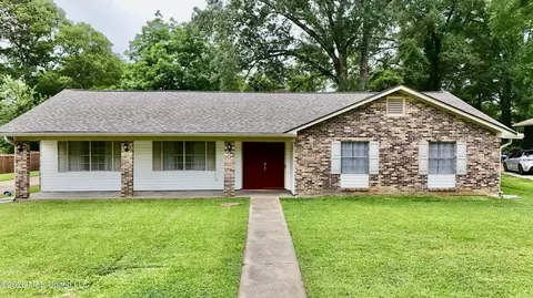 Exterior - 1206 Dartmoor Dr, Clinton, MS 39056 photo 5 of 16