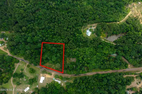 2007 Gallatin Rd, Crystal Springs, MS 39059