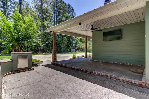 Exterior - 17242 E Spring Lake Dr, Vancleave, MS 39565 photo 7 of 17