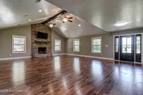 Living - 17242 E Spring Lake Dr, Vancleave, MS 39565 photo 5 of 5