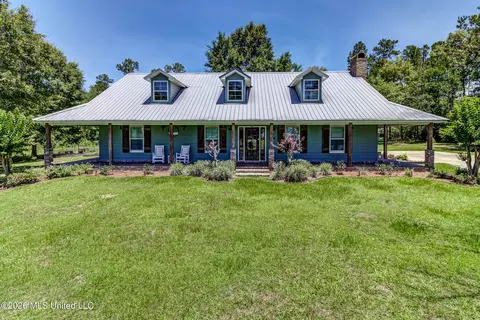 17242 E Spring Lake Dr, Vancleave, MS 39565
