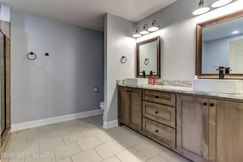 Bath - 17242 E Spring Lake Dr, Vancleave, MS 39565 photo 3 of 5
