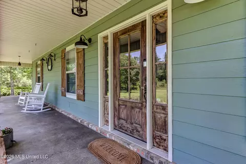 Exterior - 17242 E Spring Lake Dr, Vancleave, MS 39565 photo 2 of 17