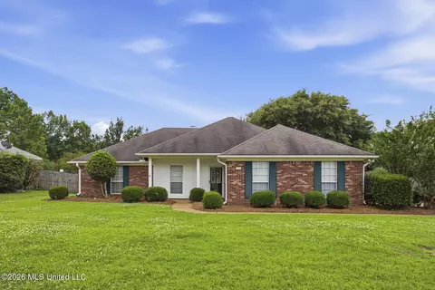723 Trip Dr, Brandon, MS 39042