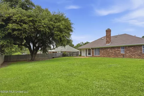 Exterior - 723 Trip Dr, Brandon, MS 39042 photo 4 of 5