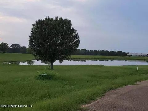 66 Lovorn Ct, Flora, MS 39071