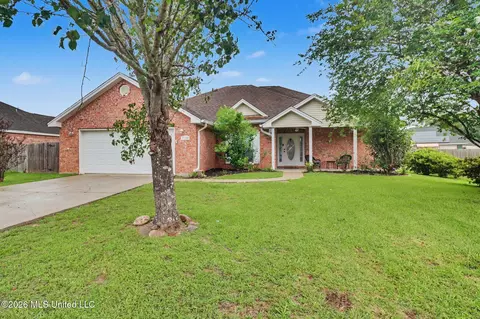 17394 Gentry Dr, Gulfport, MS 39503