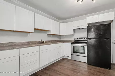 Kitchen - 4301 Briggs St, Moss Point, MS 39563 photo 1 of 1