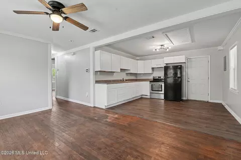 Entry Way - 4301 Briggs St, Moss Point, MS 39563 photo 1 of 1