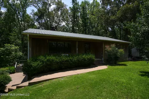 2069 County Road 316, Carrollton, MS 38917