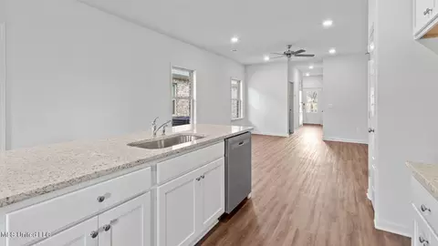 Entry Way - 603 Teal Cv, Brandon, MS 39047 photo 4 of 4
