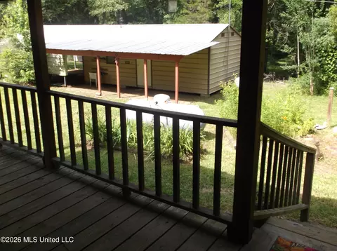 Exterior - 1090 Moak Rd, Summit, MS 39666 photo 11 of 13