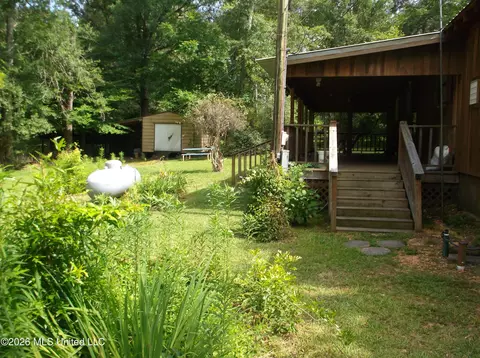 Exterior - 1090 Moak Rd, Summit, MS 39666 photo 9 of 13