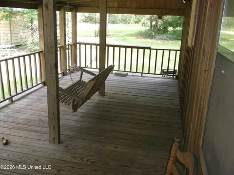Exterior - 1090 Moak Rd, Summit, MS 39666 photo 10 of 13