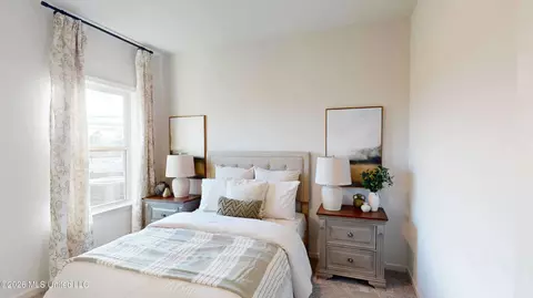 Bedroom - 609 Teal Cv, Brandon, MS 39047 photo 4 of 10