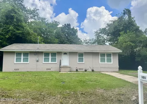 301 Ferriday Dr, Ridgecrest, LA 71334