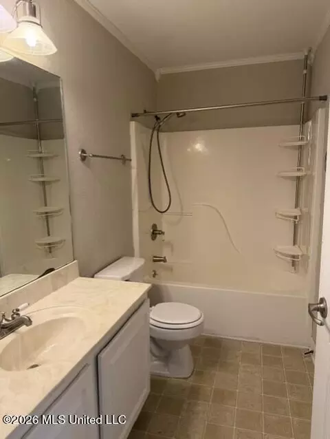 Bath - 1908 Twin Pine Dr, Pearl, MS 39208 photo 1 of 3