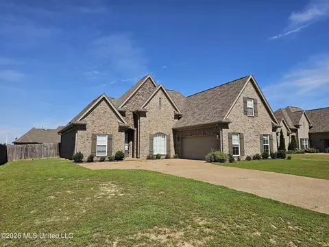 4139 E Vineyard Dr #S, Southaven, MS 38672