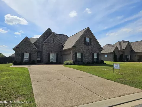 4139 E Vineyard Dr #S, Southaven, MS 38672