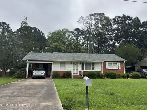 112 N Smylie St, Brookhaven, MS 39601