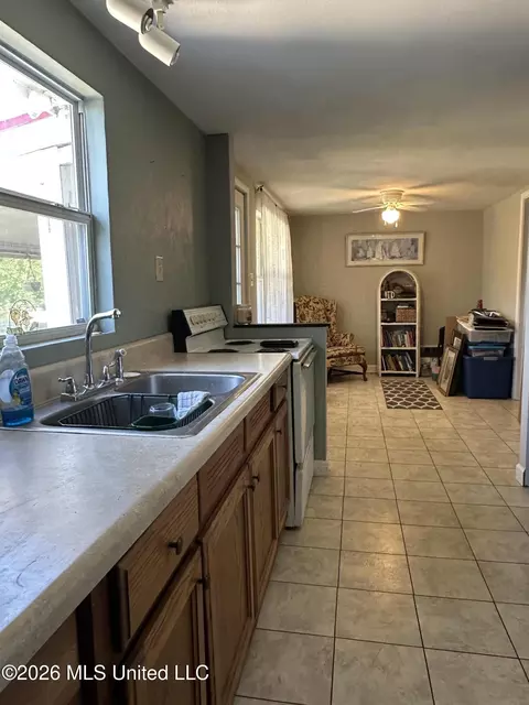 622 Lakeside Dr, Walnut, MS 38683 photo 4