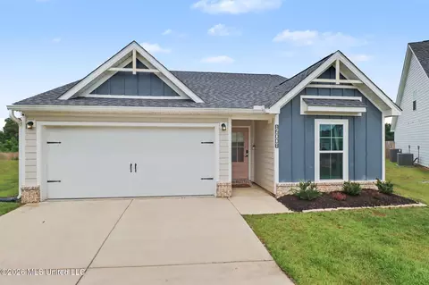85008 Lani Ct, Diamondhead, MS 39525