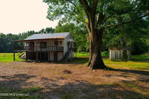 Exterior - 403 Front St, Vaiden, MS 39176 photo 33 of 35