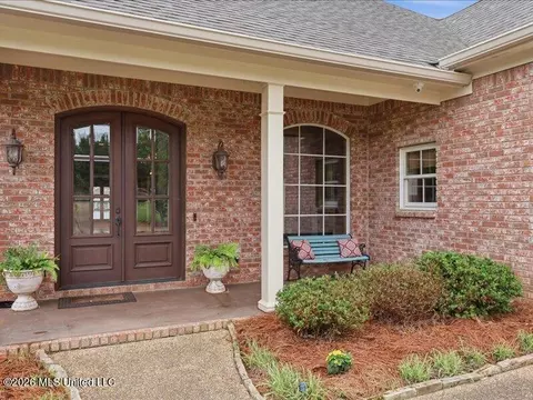 211 Northshore Blvd, Madison, MS 39110