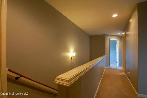 Entry Way - 7270 Lauren Ln, Olive Branch, MS 38654 photo 2 of 2
