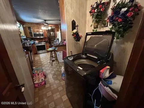 Other - 909 Pershing St, Mccomb, MS 39648 photo 6 of 10