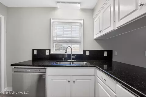 Kitchen - 5801 Orchardview Dr, Jackson, MS 39211 photo 2 of 2
