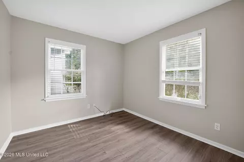 Bedroom - 5801 Orchardview Dr, Jackson, MS 39211 photo 2 of 6