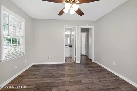 Bedroom - 5801 Orchardview Dr, Jackson, MS 39211 photo 1 of 6