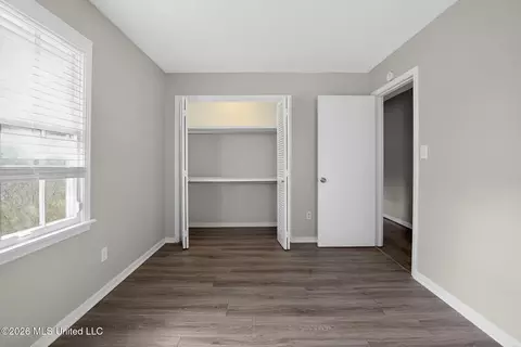 Bedroom - 5801 Orchardview Dr, Jackson, MS 39211 photo 3 of 6