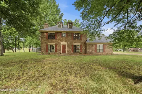 7630 Whitten Hill Dr, Olive Branch, MS 38654