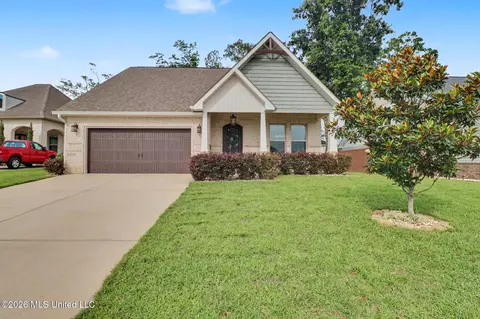 14038 Plantation Oaks Dr, Gulfport, MS 39503