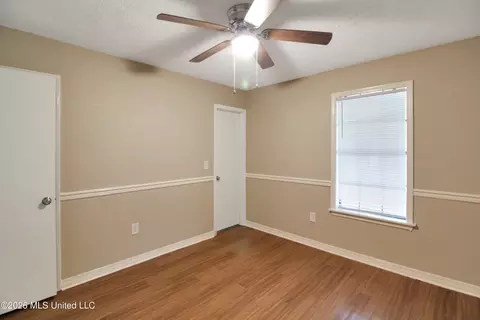 Bedroom - 320 Helmsley Dr, Brandon, MS 39047 photo 3 of 4