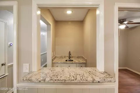 Other - 320 Helmsley Dr, Brandon, MS 39047 photo 9 of 17