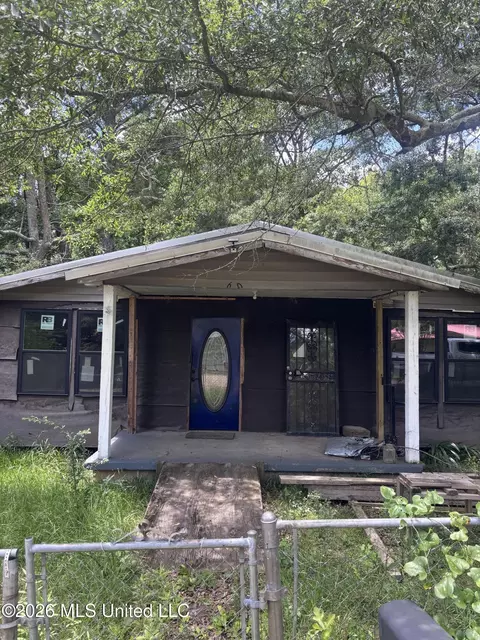 610 NW 9th Ave, Magee, MS 39111