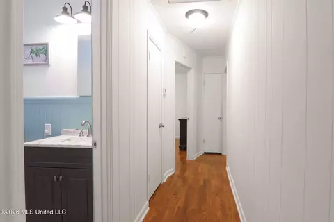 Entry Way - 5871 S Highway 305, Hernando, MS 38632 photo 1 of 1